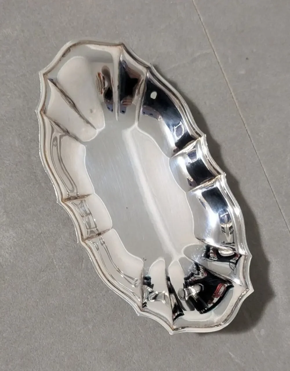 Vintage Wm Rogers & Son Silverplate Chippendale Oval Trinket Tray Dish